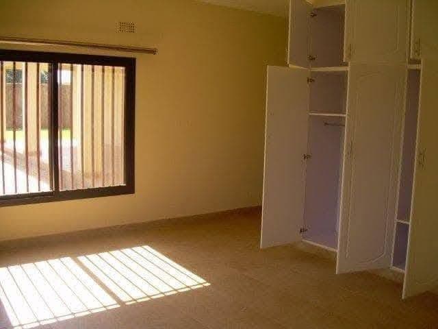 4-Bedroom House for Rent in Cluster Complex on Leopards Hill Road — image 3