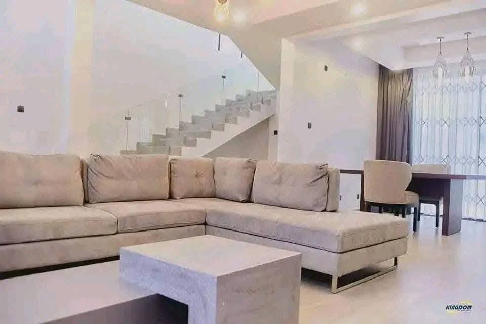 Luxury Furnished Modern Apartments for Rent in Longacres — image 4