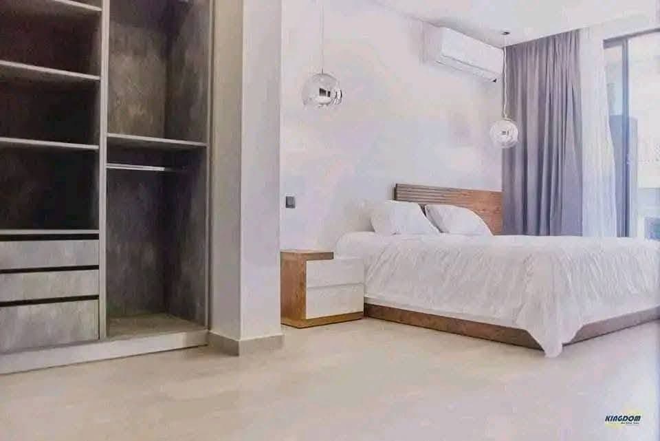Luxury Furnished Modern Apartments for Rent in Longacres — image 3