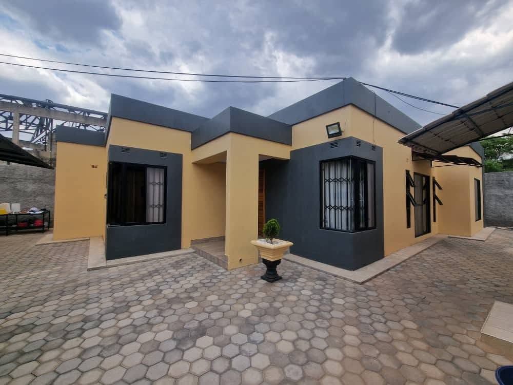 Three Residential Houses for Sale in Woodlands, Brentwood Drive