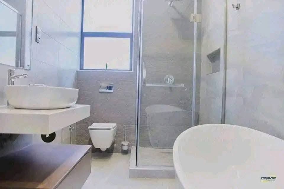 Luxury Furnished Modern Apartments for Rent in Longacres — image 2