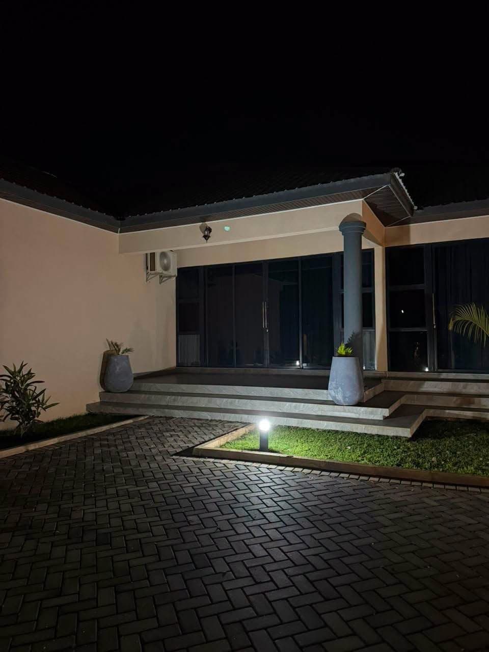 Semi-Furnished 2-Bedroom En-suite Apartment for Rent in New Kasama